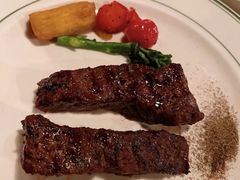 400℃炙烤牛小排皇-食间牛排(湖西路店)