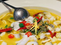 金汤酸菜鱼-吕氏疙瘩汤·海鲜新鲁菜(凯德mall新都心店)