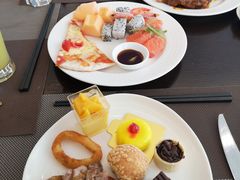 -湖景知味西餐厅•自助餐• 轻食(南京金茂威斯汀大酒店)