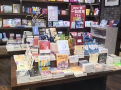 -新华书店白鹿书肆(市府路店)