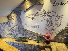 -老牌坊云南鱼豆花火锅(爱建店)