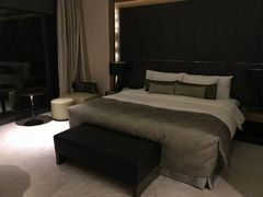 -上海滴水湖皇冠假日酒店