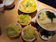 -八二小区抄手(三友路店)