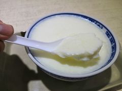 冻双皮奶-百花传统甜品店(原址店)