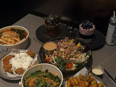 -W COLLECTIVE  DESSERT SHOP
