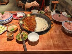 -周小明火锅(黑金冠社区店)