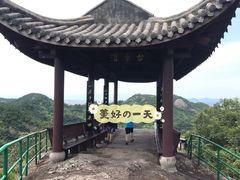 -伍山海滨石窟