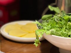 -贵厨酸汤牛肉(花果园国际中心店)