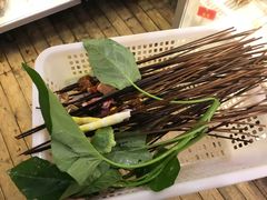 -拈签一笑黄牛肉辣卤串串
