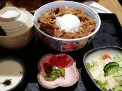 -牛気·越光米牛肉饭(水游城店)
