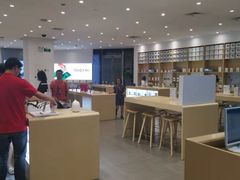 -华为授权体验店(中山公园来福士)