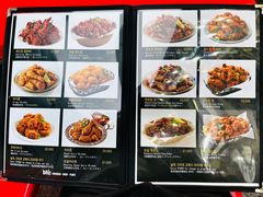 -BHC炸鸡(明洞总店)