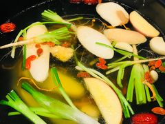 -三不牛腩(宾虹路店)