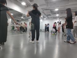 -HI dance 舞室