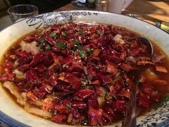 水煮牛肉-胡桃里音乐酒馆(罗湖HALO广场店)