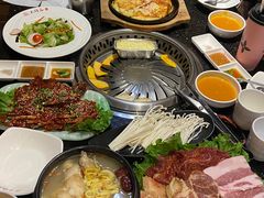 -木槿花韩式炭烤·熟成肉工坊(孙文东路店)