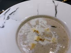 鲜菌奶油蘑菇汤-1874融合西厨·观景餐厅(保利店)