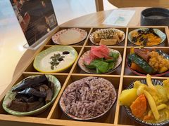 -轻蔬不用等·素食(江苏路店)