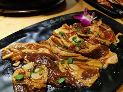 秘制牛小排-黑牛の場(兴隆大奥莱店)