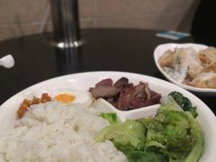 卓粤蜜汁叉烧饭-卓粤拉肠(红庙店)