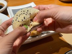 黑松露鹅肝包-荣小馆(杭州大厦店)