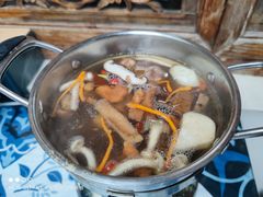 -丽江庭院·云南野生菌·海鲜火锅(鼓楼四合院店)