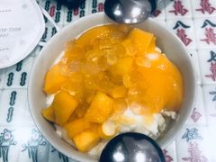 芒果牛奶冰-堂屋糖水店(愚园店)
