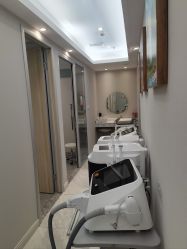 -咪咪专业脱毛连锁机构