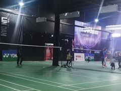 -尤尼克斯羽毛球主题馆