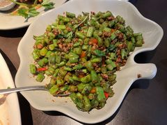 橄榄菜肉碎炒四季豆-大头虾越式风味餐厅(光明广场店)