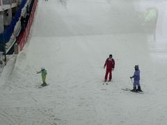-乔波室内滑雪场