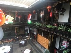 -蔼若春.传承三十年云南菜(金碧公园店)