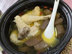 -小陆莲花蟹园农家乐(莲花岛店)