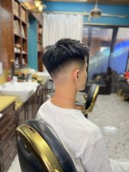 -巴伯尔男士理发馆