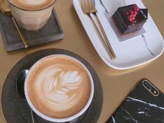 拿铁-UNIUNI(凯瑟琳广场店)