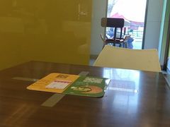 -德克士(亚中商城店)