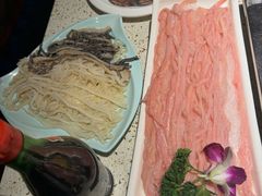 -二荆条·蜀鲜汇城市森林火锅