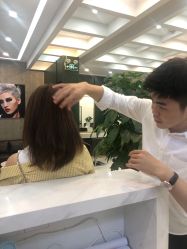 -悦Salon发型设计