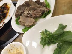 -清真·玛丽亚新疆菜主题餐厅(浙江中路店)