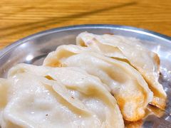 -黄阿姨锅贴大王(万航渡路店)