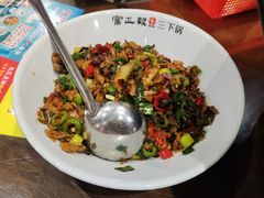 -富正毅三下锅(体育馆店)