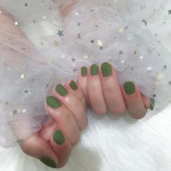 -吉吉靓甲美睫
