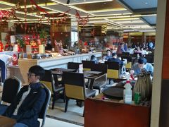 -大中华希尔顿酒店-念自助餐·嗨啤·小龙虾