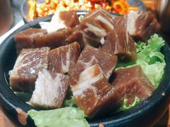 坛子大块肉-原始泥炉烤肉(总店)