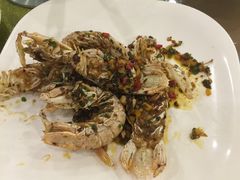 -顺峰渔港中国人的餐厅