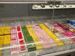 -好利来(上海虹桥新天地Lab主题店)