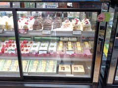 -皇冠幸福里动物奶油生日蛋糕(万达店)