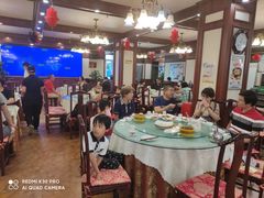 大堂-六和聚传统烤鸭.天津菜(和平店)