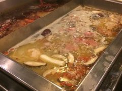 -百年川椒重庆老火锅(光谷店)