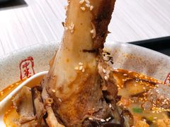 大骨螺蛳粉-螺大骨(琅西店)